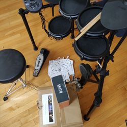 Alesis Nitro Electronic Drum Set With Stool , Amp And headphones 