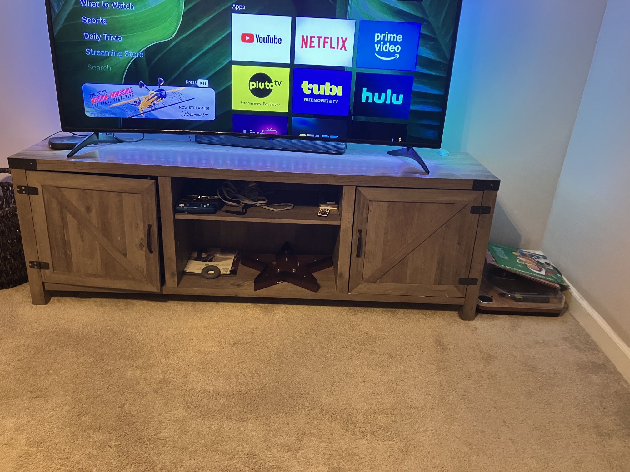 Walker Edison Modern Farmhouse Barn Door TV Stand for TVs up to 65", Grey Wash