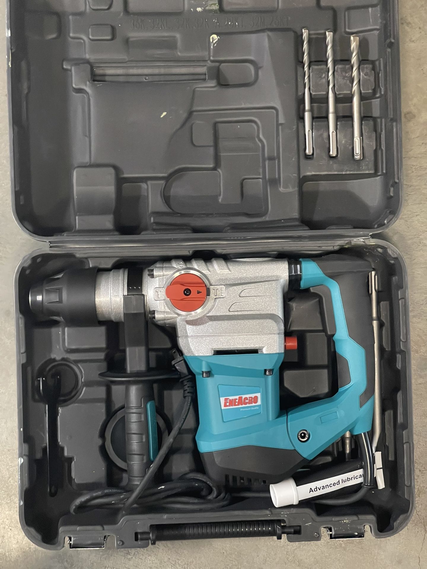 ENEACRO 1'1/4 Hammer Drill