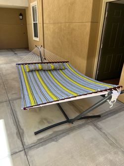 Double Hammock with Steel Stand + Extra Quilted Hammock