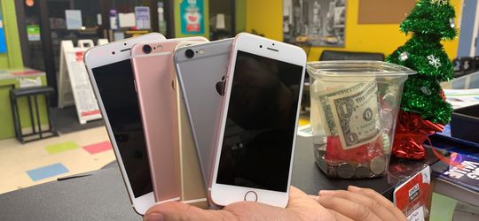 apple iphone 6s 16 gb unlocked with store warranty and receipt