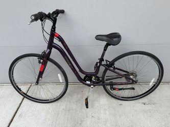 Extra Small 13" Woman's Trek FX Verve 1 Hybrid Bike