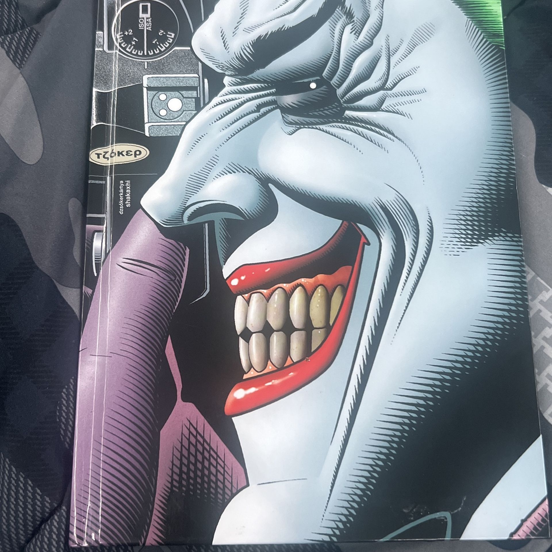 Batman: The Killing Joke The Delux Version