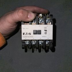 30 AMP MAGNETIC Contractor 