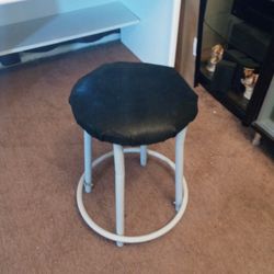 Stool 24 Height