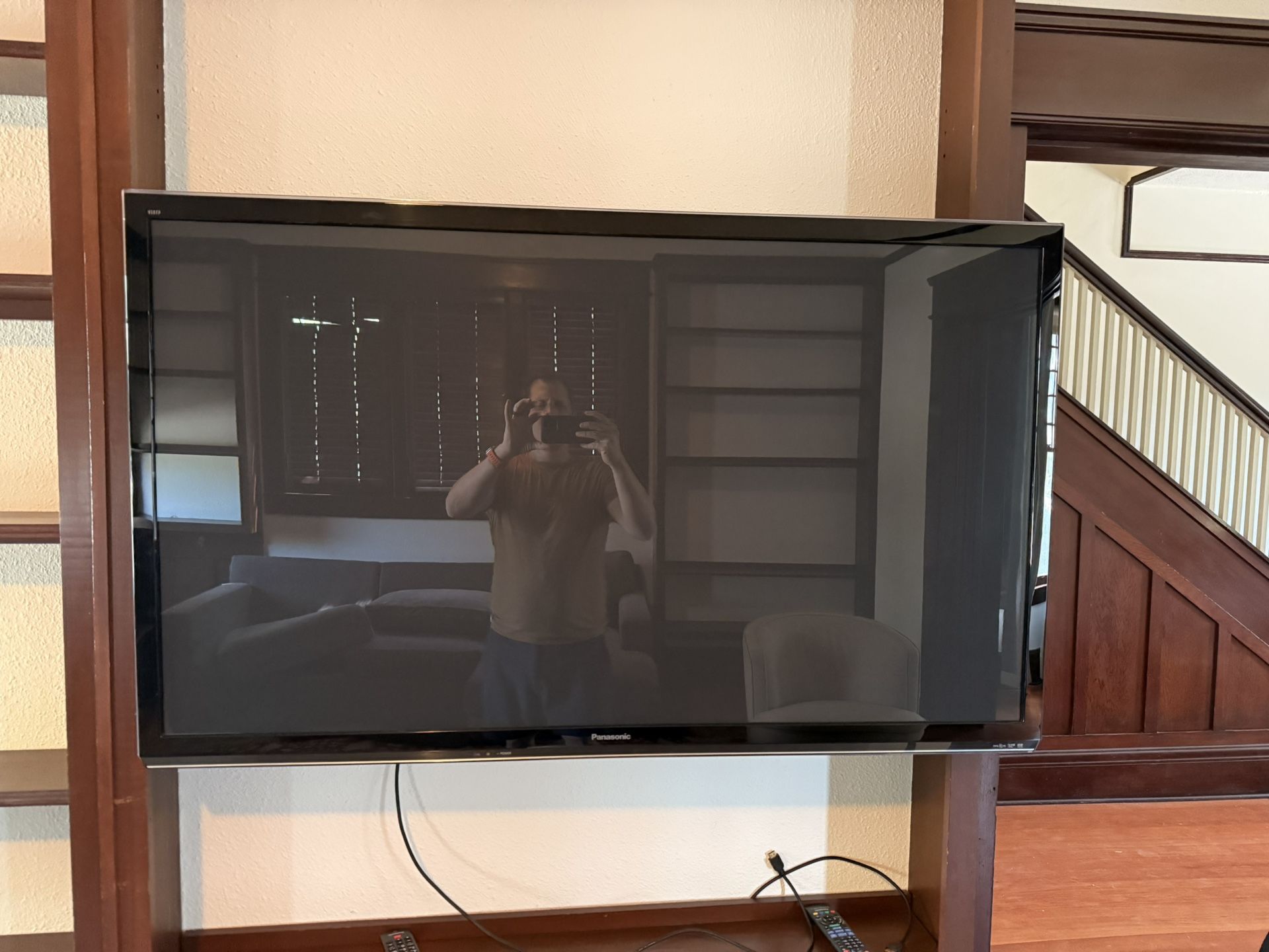 Panasonic TCP55UT50 55" Smart VIERA Class 3D Plasma HDTV.  I had to replace the motherboard few years ago and since has small black line along top but