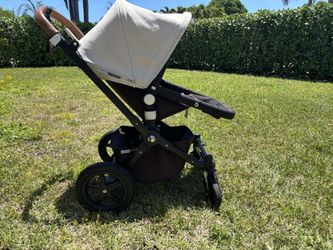 Black Bugaboo Chameleon Stroller