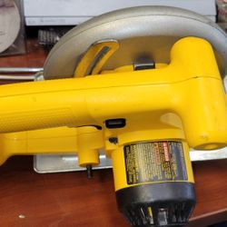 Dewalt DW939 18v cordless 6 1/2" circular saw 