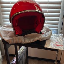 VESPA Helmet NEW  red Limited edition 946 VJ1 Size Large
