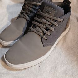 Low Top Timberlands Sz 9.5 