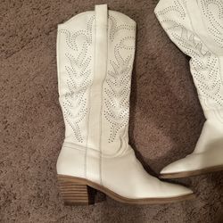 Dolce Vita White Leather Cowgirl Boots