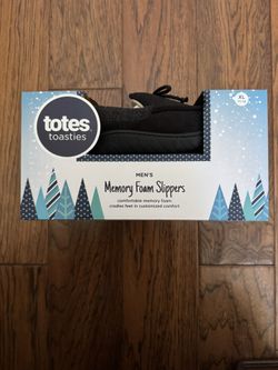 Totes memory foam  slippers 