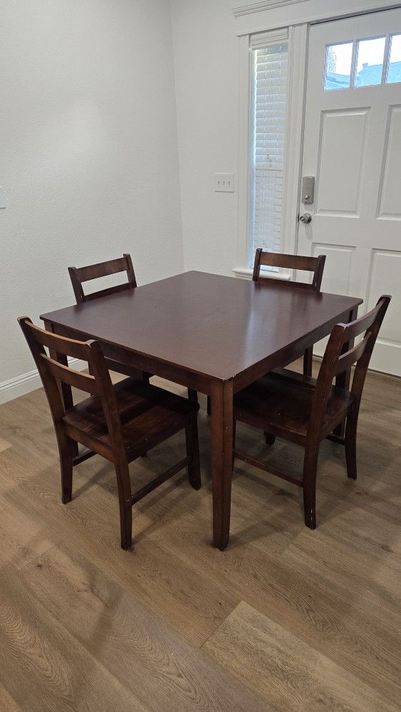 Solid Wood Dining Room Table and Chairs