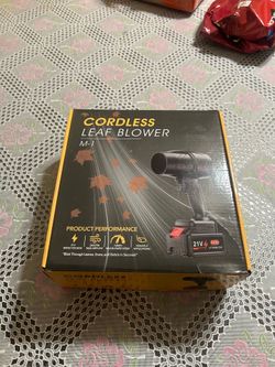 Cordless leaf blower