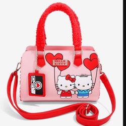 Hello Kitty NWT fuzzy handle/strap Bag -More Hello Kitty Merchandise In Profile ! 😎(Price Is Firm)