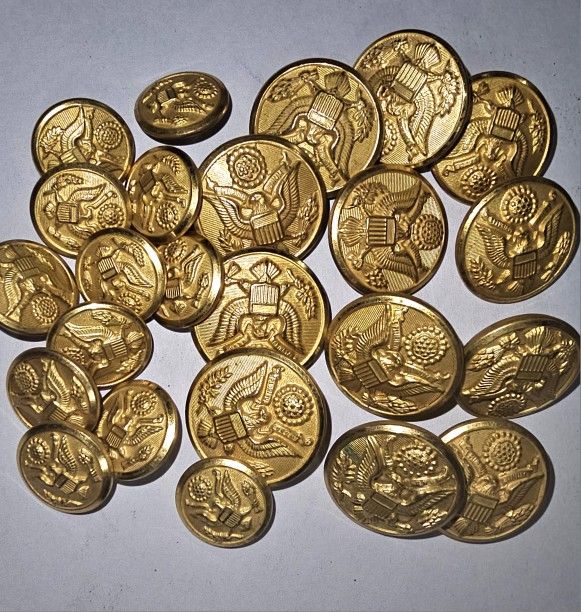 26 Vintage Waterbury US ARMY Uniform Buttons Great Seal Eagle 5/8 & 1 Inch