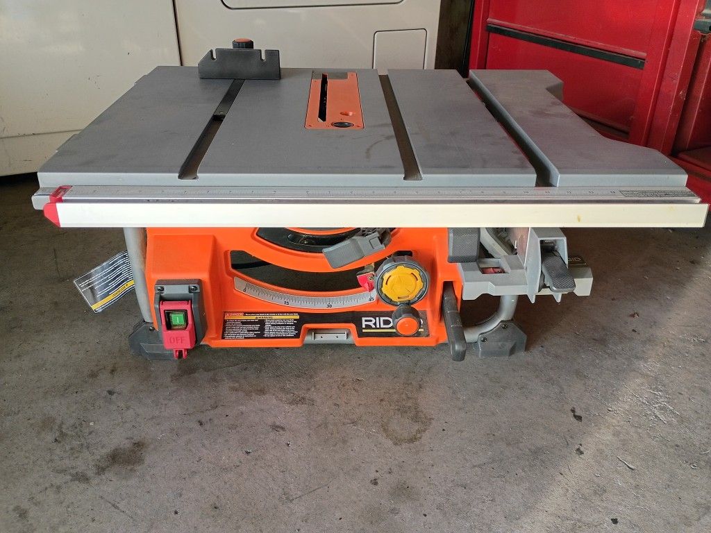 Ridgid 10" Table Saw