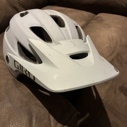 Giro Chronicle MIPS helmet