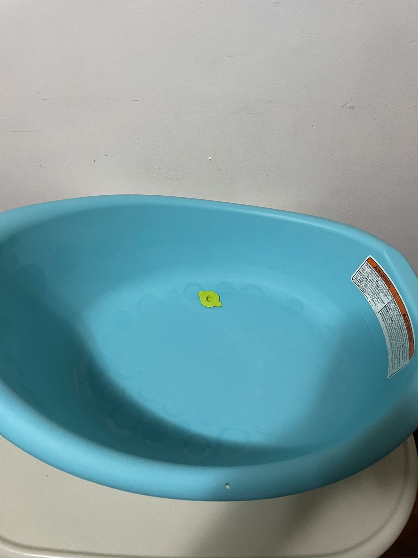 Baby bath tub -fisher price