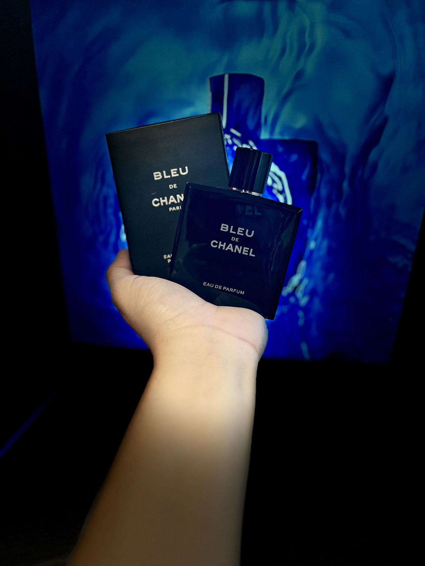 BLEU DE CHANEL vs DIOR SAUVAGE | Women BLEU DE CHANEL 