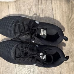 NIKE FLEX ESSENTIAL TR US 10