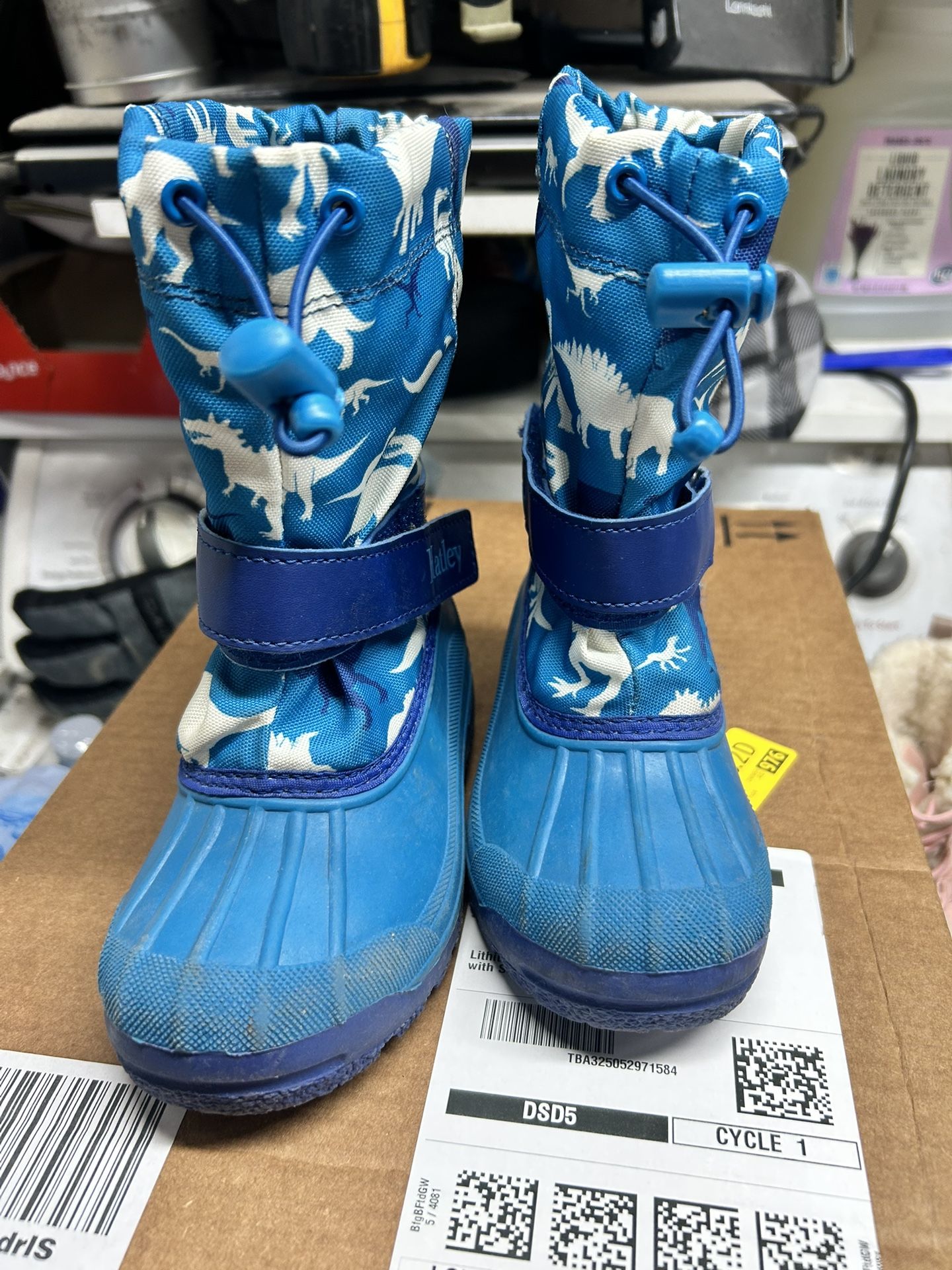 Kid Snow Boots Size 9