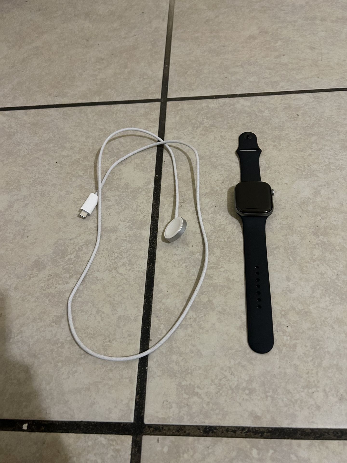 Apple Watch Series 11 46mm Aluminum Case – With Charger