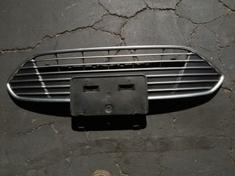 2013-2015 Ford fusion grill OEM.