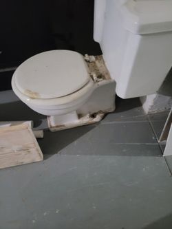 Used Toilet For Sale