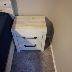 Bedroom Set Queen Bed