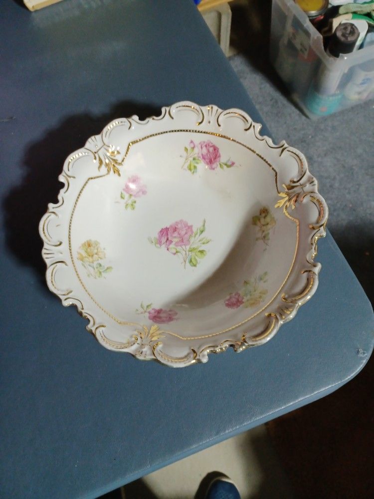 Rose And Gold Edged Fruit,etc Bowl. No Chips Or Cracks, Was Grandma's Bowl.