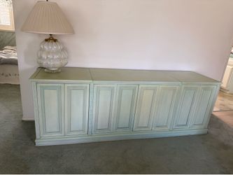 Antique Stereo Console w/records
