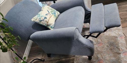 Comfy Lane Recliner Chair