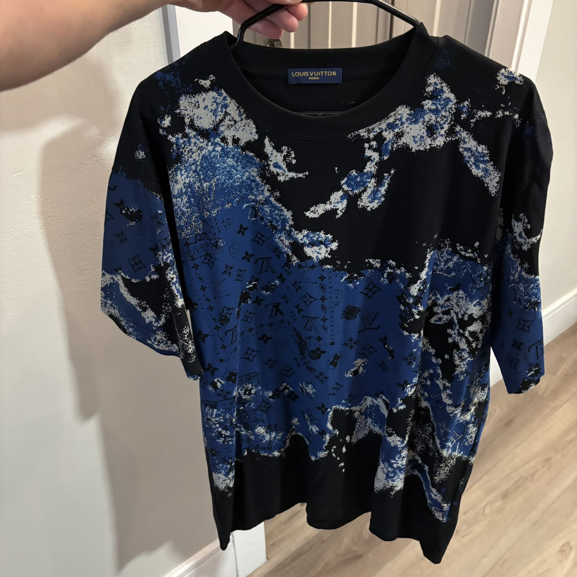 Men’s Tee L V
