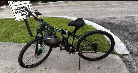 Bicicleta - bike con luces, casco y cadena resistente