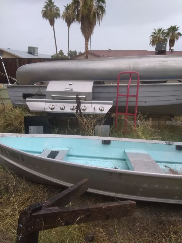 Boats canoe,grill ext... for Sale in Chandler, AZ - OfferUp