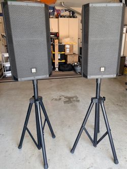 Electro-Voice ELX200-12P PA Speakers with Stands – Pair
