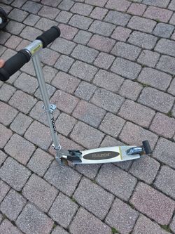 Razor scooter