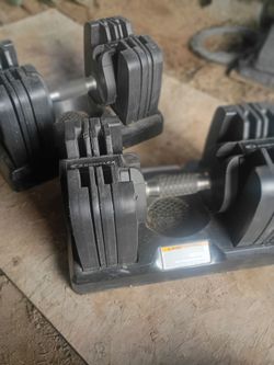 Bowflex SelectTech 560 Bluetooth Dumbbells Sync with SelectTech & 3DT App