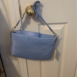 Tiffany Blue Puffy Hand Bag $15