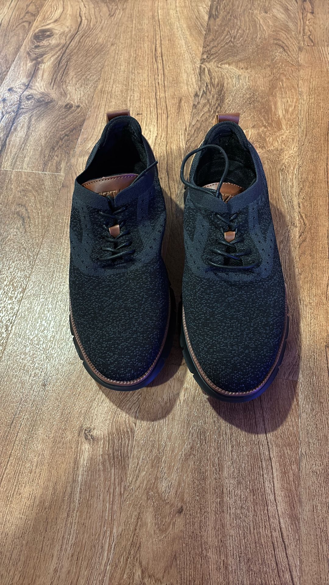 Lezta Canvas Dress Sneaker