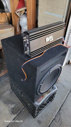 12"JL Audio W3 Speakers With Vfl Amplifier