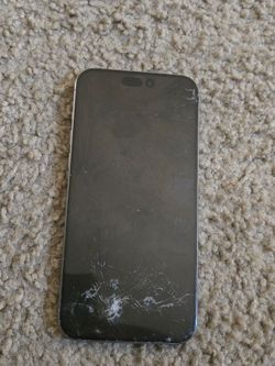 Broken iPhone 15 Pro Max (probably for parts)