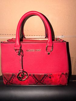 MICHAEL KORS