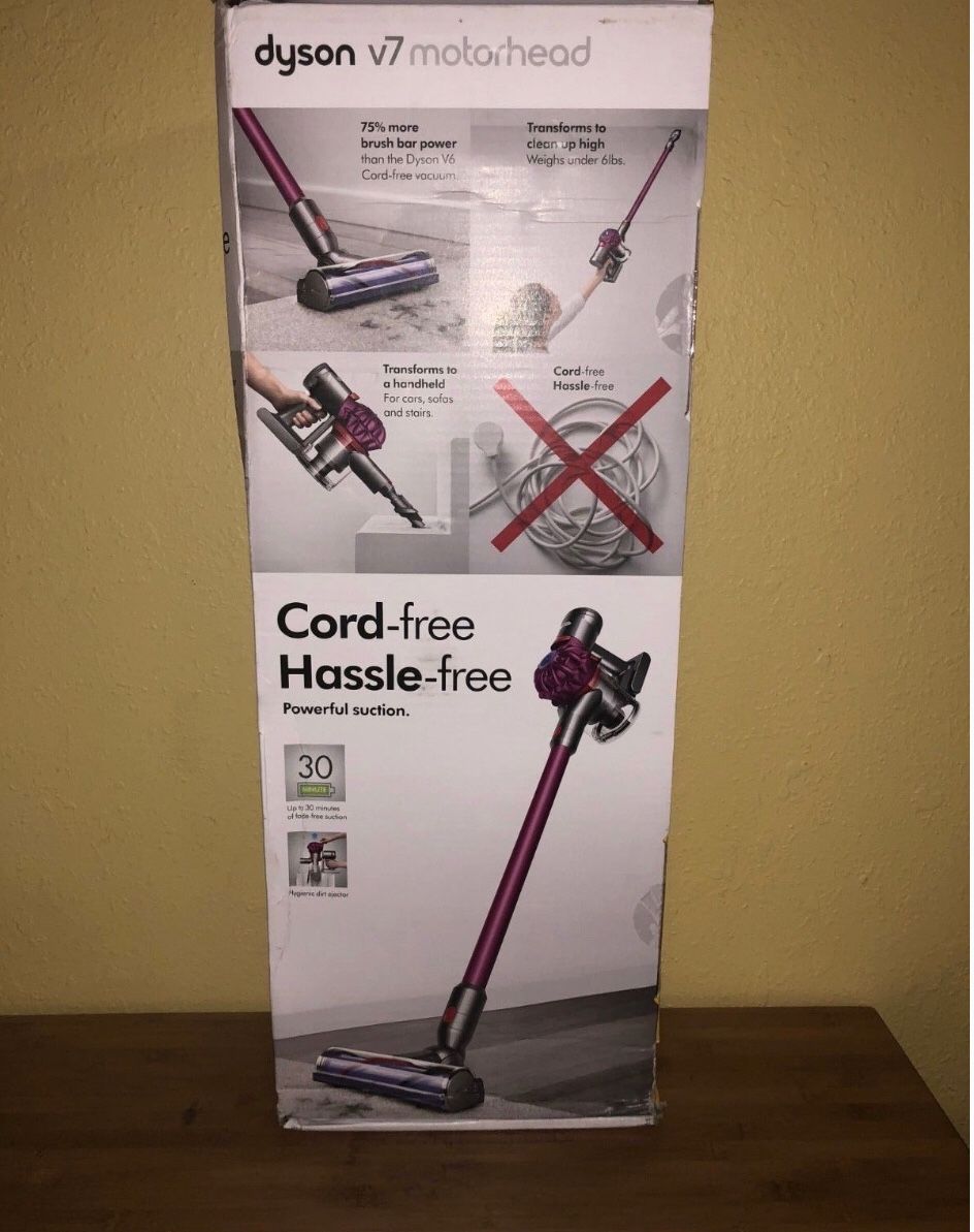 DYSON V7 Motorhead ( cordless vacuum)