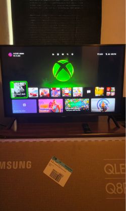 Samsung - 32" Class Q8F Series QLED 4K UHD Samsung Vision Al Smart Tizen TV (2025)