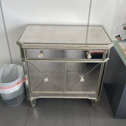 2 Door Cabinet/Chest