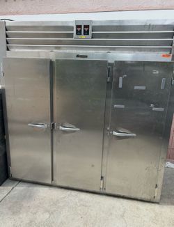Works…Traulsen 3 Door Commercial Refrigerator Freezer Combo w/ Warranty O.B.O.