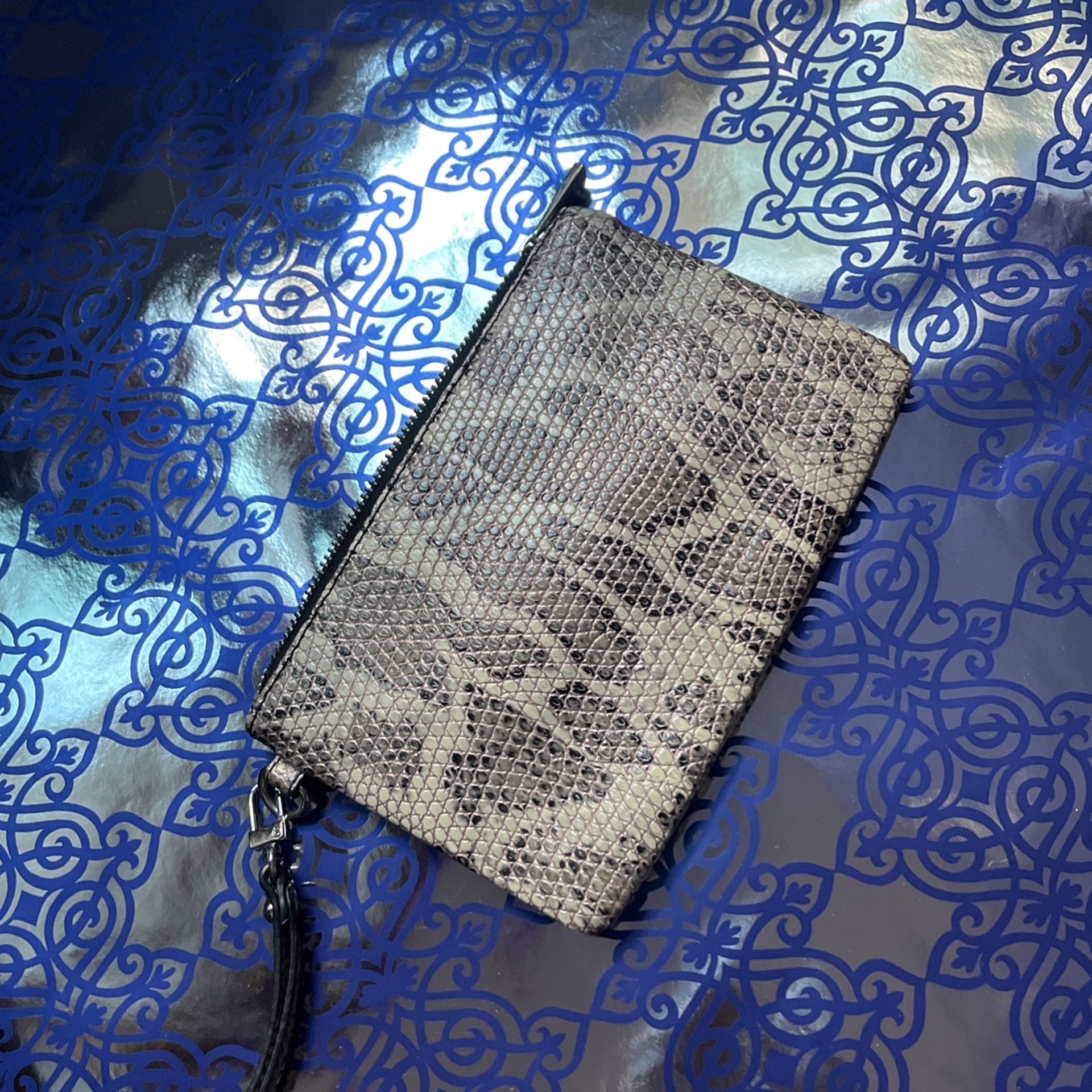 Express Wristlet Bag