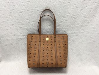 MCM Aren Top-Zip Tote Bag in Visetos Size Medium